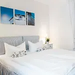 Residenz Prorer Wiek App 10 Strandnah, Mit Balkon By Unsere Urlaubszeit
